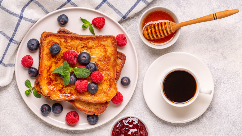 plate of French toast