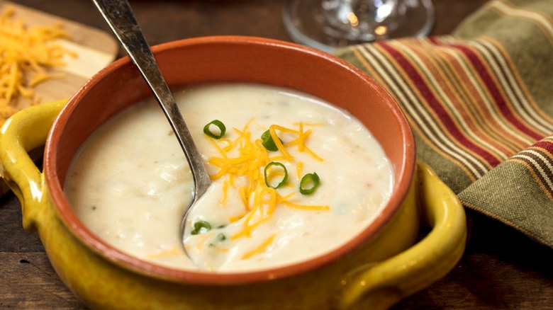 Copycat Outback Steakhouse Creamy Onion Soup recipe - Today Meal
