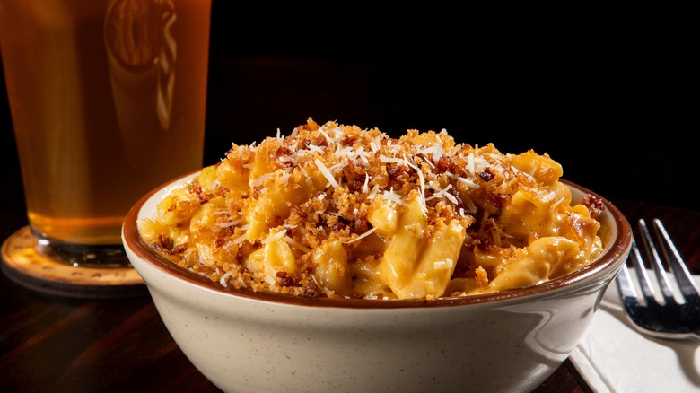 Mac and cheese with beer