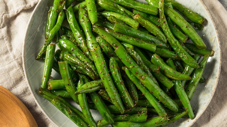 sauteed green beans on a plate