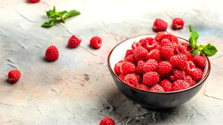 Bowl of fresh raspberries 