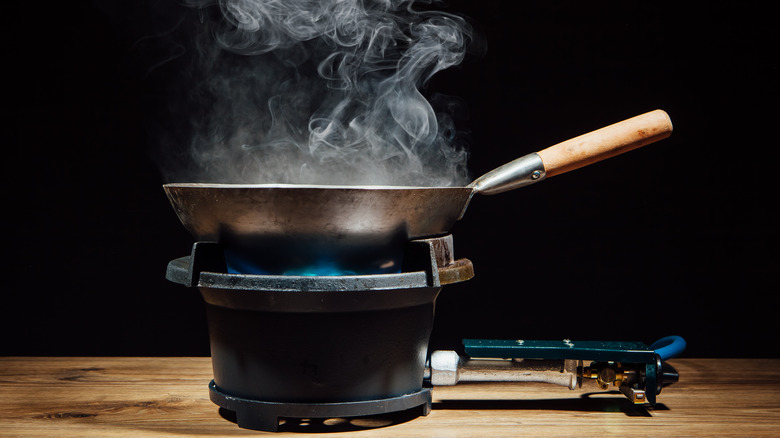 A smoking wok