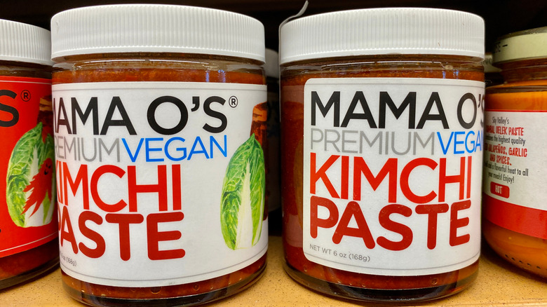 Mama o's premium kimchi paste